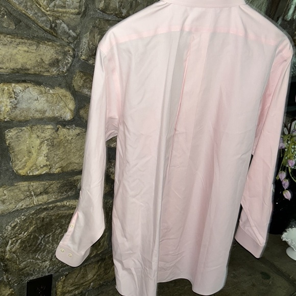 Brooks Brothers Mens Pink Oxford dress shirt. Size 16 1/2 -2/3. Excellent cond - Picture 5 of 8